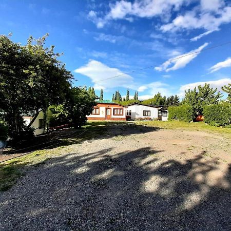 Los Dos Pinos El Calafate Exterior photo