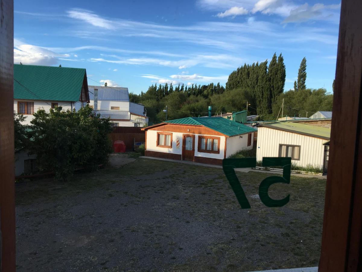 Los Dos Pinos El Calafate Exterior photo
